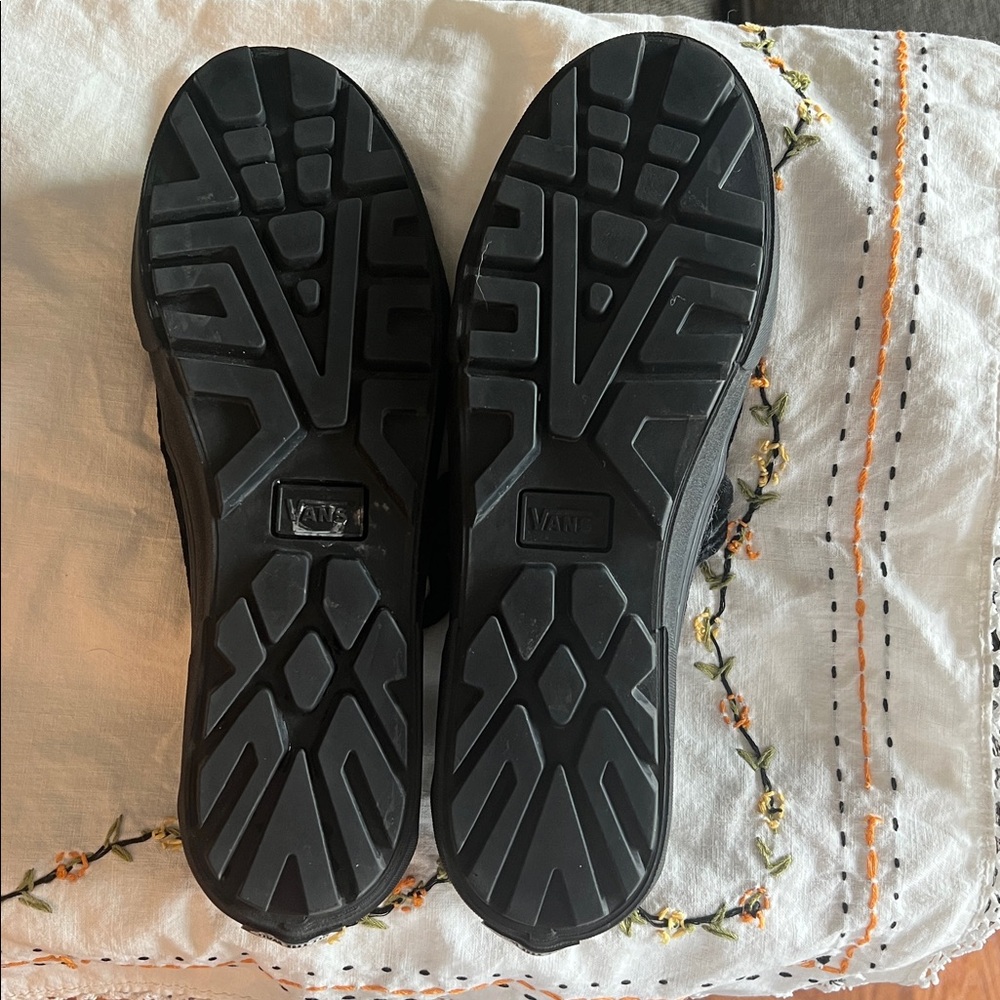 Vans velvet t strap shoes - Picture 6 of 6